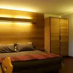 Hotel La Chance 3*