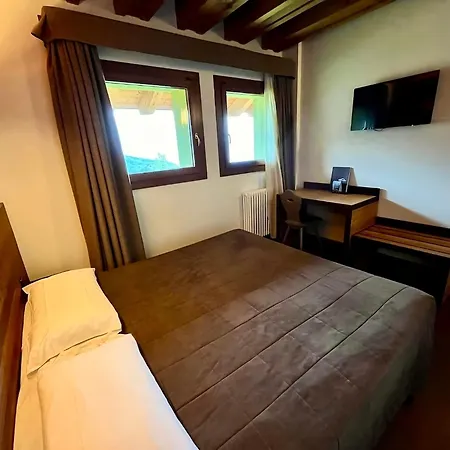 Hotel La Chance 3*