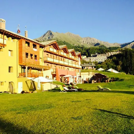 La Chance Hotel 3*